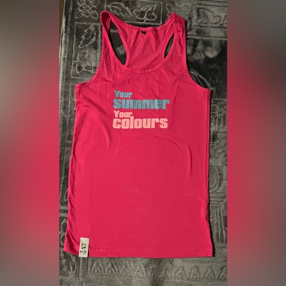 Brand new girl tops - Picture 1 of 2